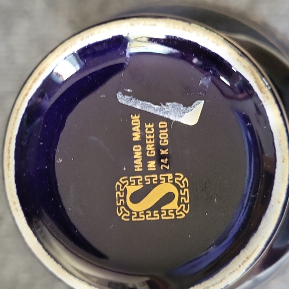 Hand Made in Greece in 24 K Gold Floral Decor Collectible Vase Blue and Gold - Picture 5 of 6